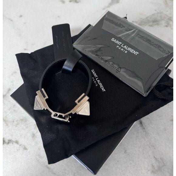 Auth Saint Laurent YSL Black Leather Stud Bracelet Small Sized Metal - Picture 2 of 16